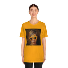 Cargar imagen en el visor de la galería, Twiggy Unisex Jersey Short Sleeve Tee by Insignia