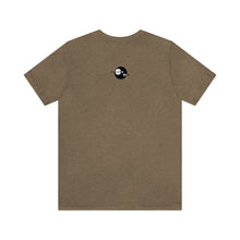 Cargar imagen en el visor de la galería, Twiggy Unisex Jersey Short Sleeve Tee by Insignia