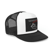 Cargar imagen en el visor de la galería, Vicente Luy not Dead Trucker Caps by Insignia