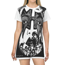 Cargar imagen en el visor de la galería, The kiss white All Over Print T-Shirt Dress by Insignia