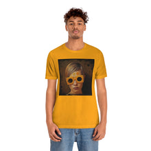 Cargar imagen en el visor de la galería, Twiggy Unisex Jersey Short Sleeve Tee by Insignia